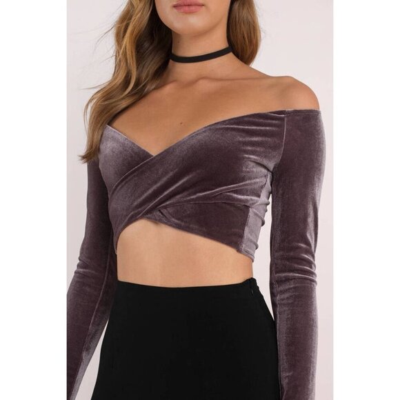 TOBI Women's Rain Drop Crop Top Plum Velvet Off Shoulder LS Wrap Top Size XS - Picture 8 of 8